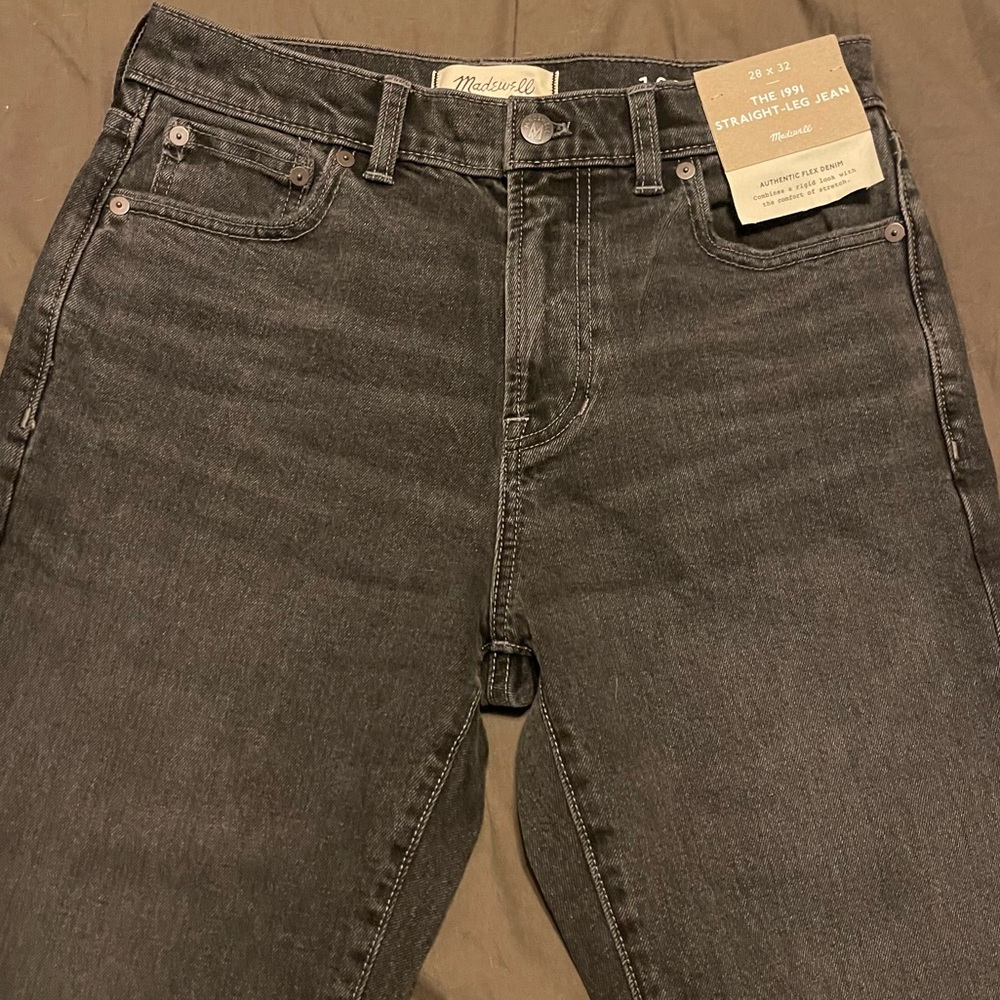 The 1991 Straight Leg Jean Size 28 x 32